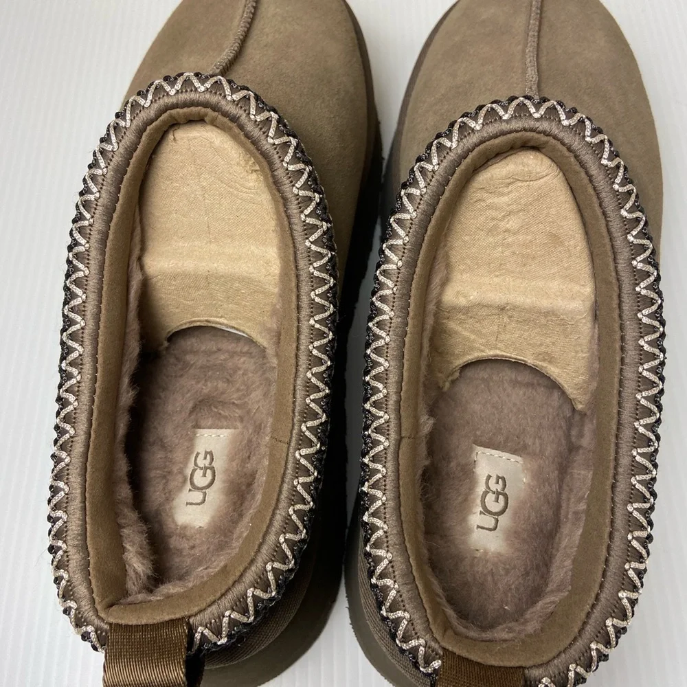 UGG Tazz Platform Slippers Womens 9 Driftwood Taupe Suede Plush Lined Shoes - Picture 5 of 14